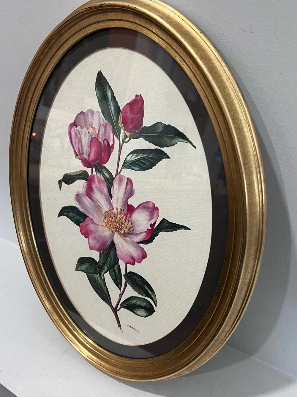 Vintage Gold Oval Floral Wall Art with Pink Blooms in Gold Frame